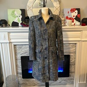 Tribal size 8 tweed coat lined with pockets,